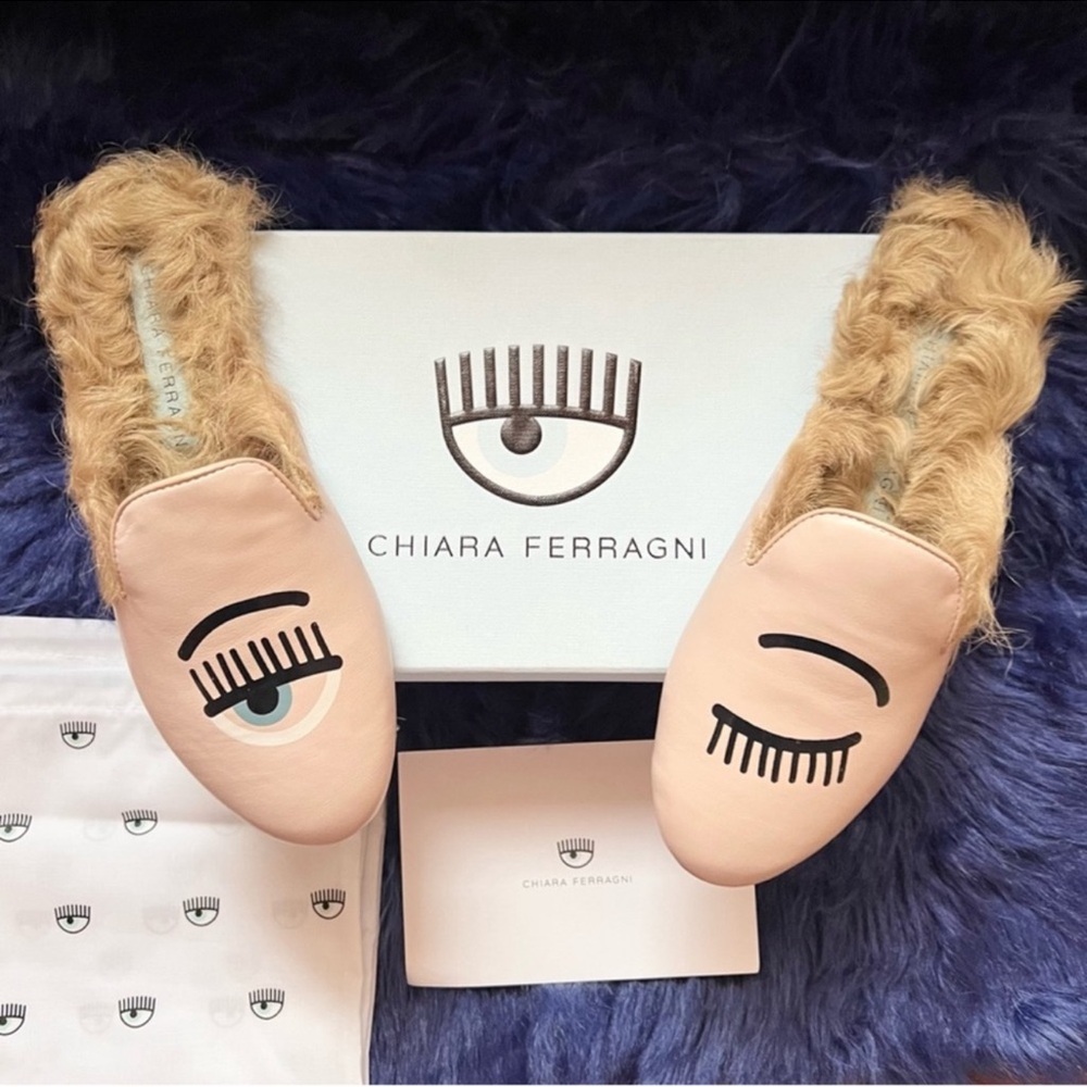 New! CHIARA FERRAGNI Flirting Eye Fur Leather Mules - Picture 2 of 11